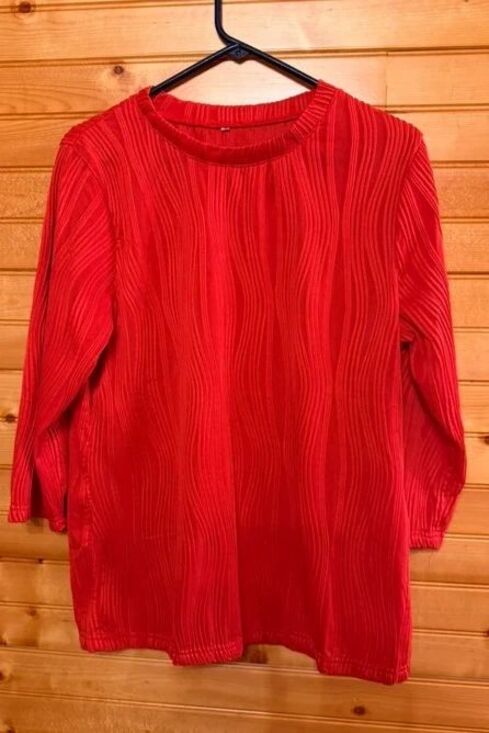 no brand Tops - Beautiful red dress shirt, long sleeved size medium
